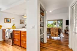 Ohia Farm-Style Retreat - Image 5