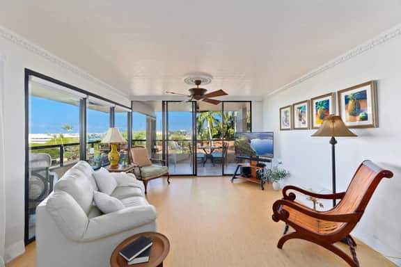 Kona Pacific A301 - Image 3